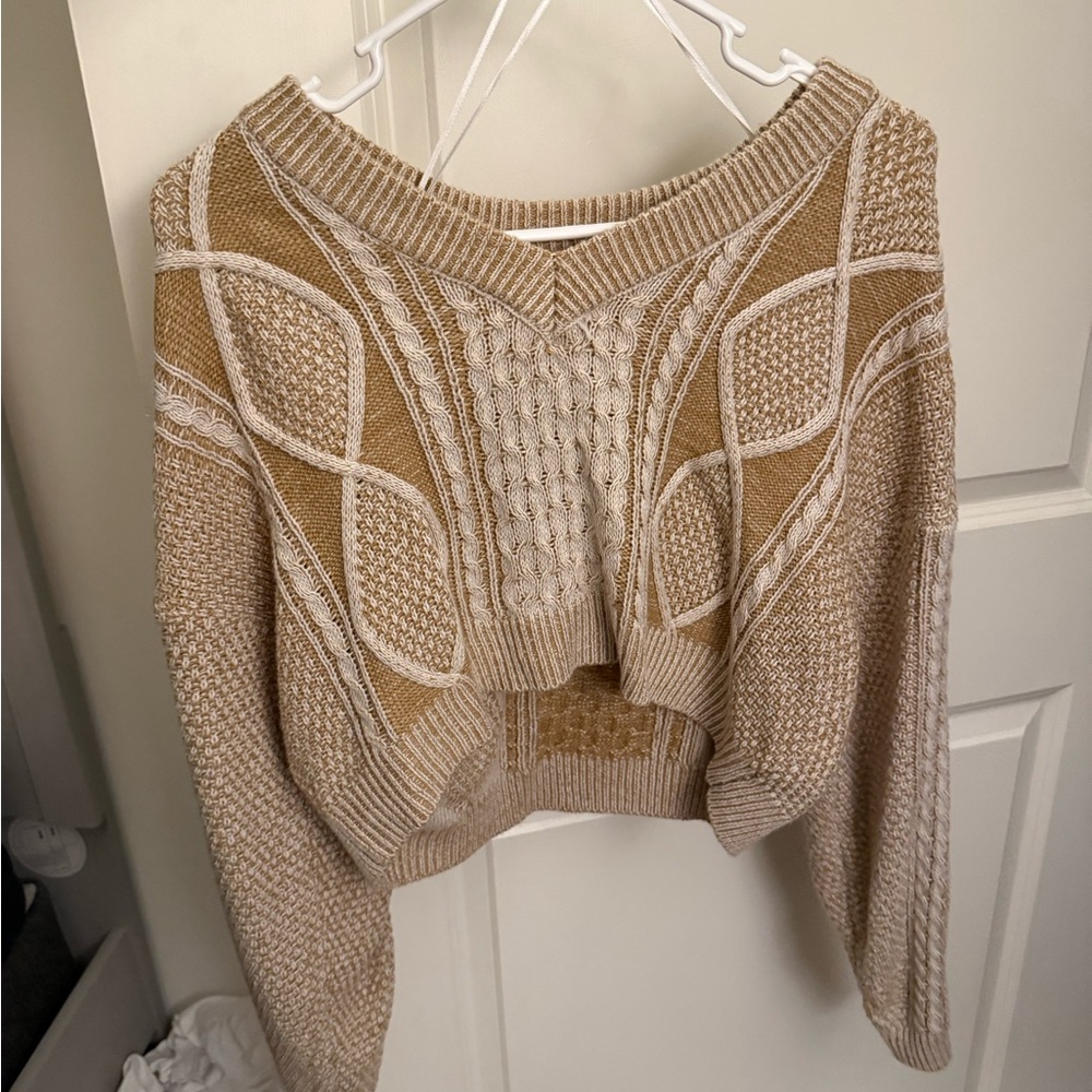 Elegant Tan V-Neck Sweater
